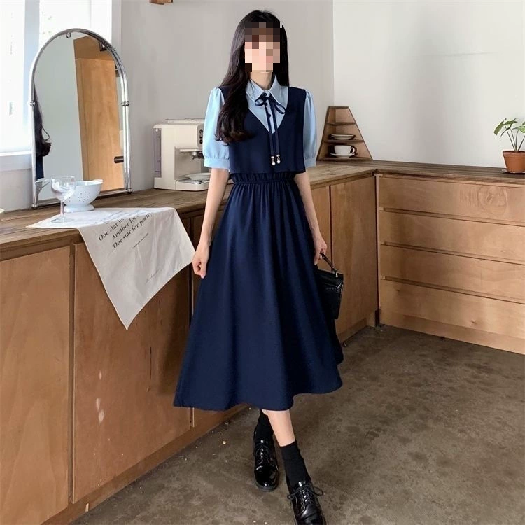 Новое платье из двух частей с короткими рукавами в студенческом стиле для студенток. Универсальная юбка выше колена в корейском стиле с затягиванием талии.