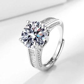 手镯;戒指;项链