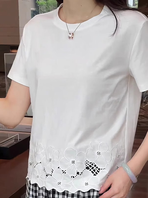 【インマンと同じスタイル】綿100 ライトカラー 刺繍Tシャツ 2025夏新作 レディース半袖トップス|undefined