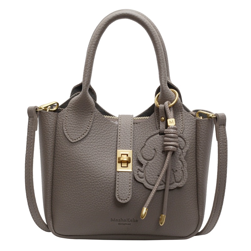 Este año, la popularidad de la bolsa de cubo para mujeres de alta calidad 2025 nuevo bolso casual de moda, bolso de hombro de moda