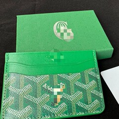 メーカーが直接カードを注文した証明書を収納して、5枚のカードの両面に革の潮牌犬の歯の戈のカードカバーを包装することができます。