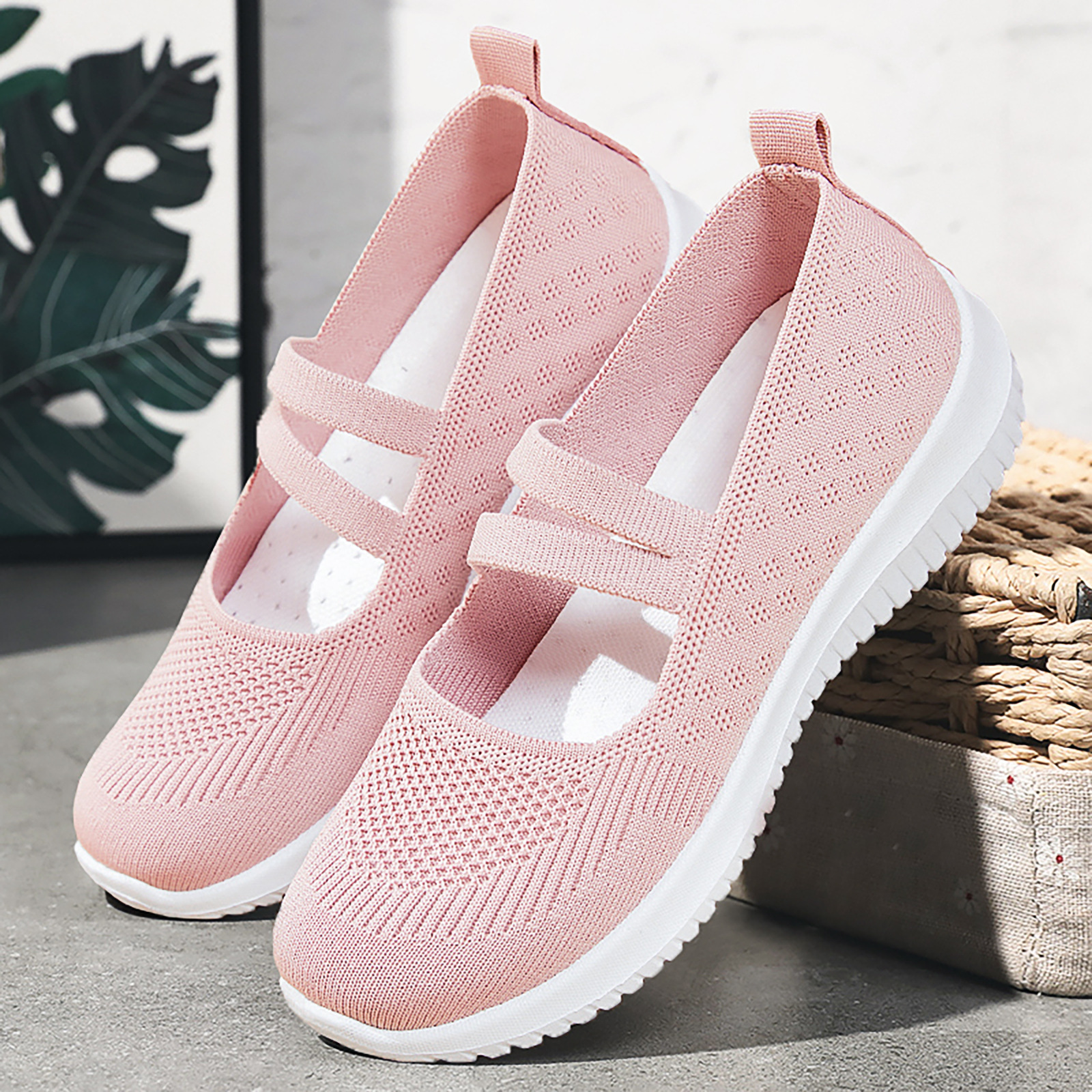 Zapatos de mujer para envío transfronterizo, zapatos de tela ligeros para verano, zapatos transpirables de punto con suela blanda, zapatos casuales para mamá. image 3
