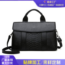 �羳������W�����������ذ���Ƥ�y���s�r��Ů���߼���ͨ�ڰ���Ů