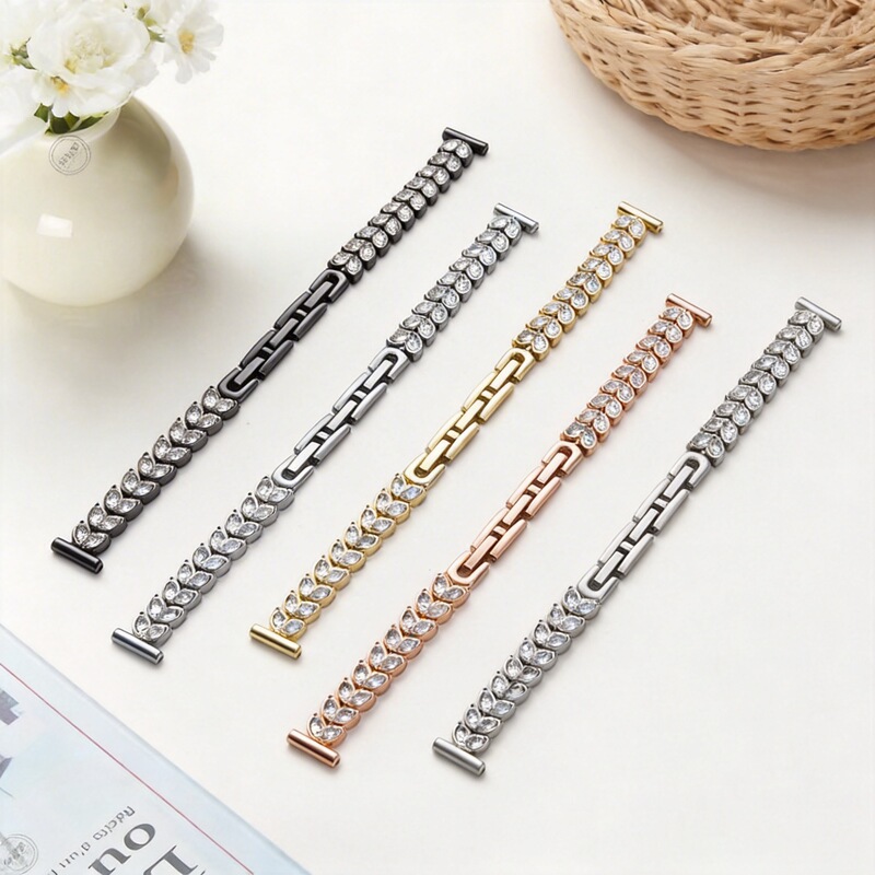 Suitable for Apple Watch, Popular Style, Chanel-Inspired Heart Design, Universal Light Luxury Double Diamond High-End Wristband