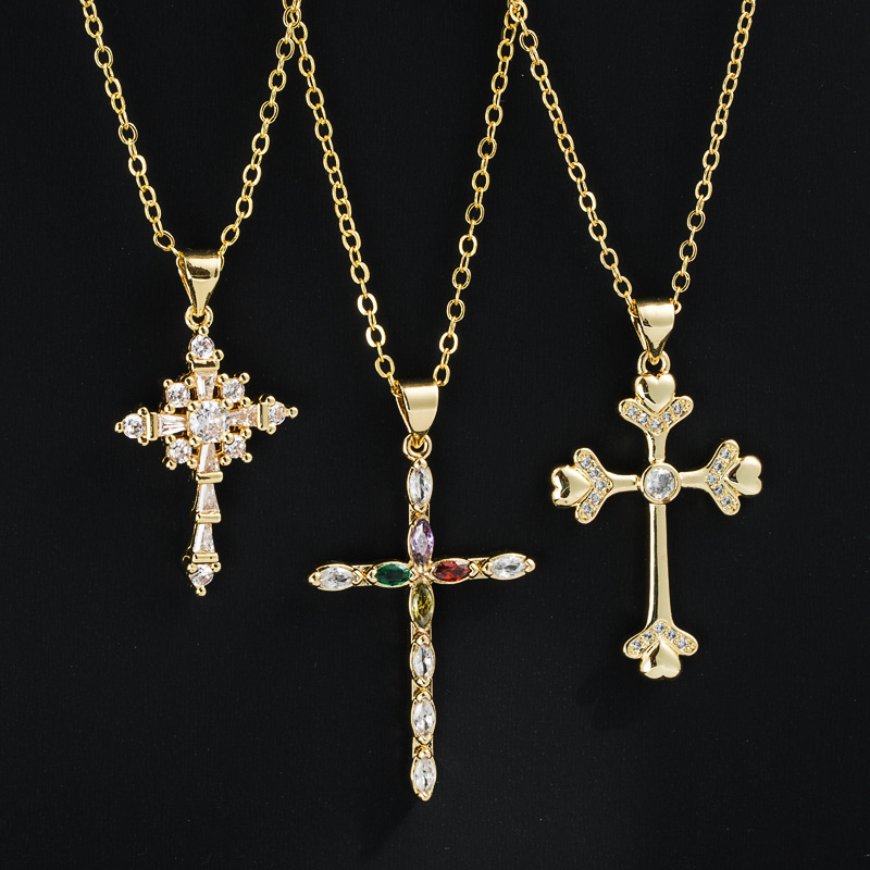 Fashion Gold-Plated Copper Pendant Inlaid Zircon Cross Necklace Accessories