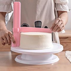 プラスチック高さ調節可能なケーキスパチュラクリームフォンダンスパチュラ表面処理ツールクリエイティブスクレーパー