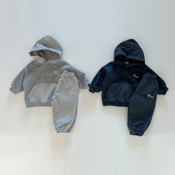 Korean Boys' Suit Spring 2023 New Western Style Fashionable Children's Big Pocket Hooded Sports Sweater Sweater Two-piece Set