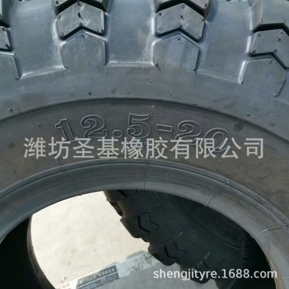 ae0e2f3a5b0426dbf14e5198feff62