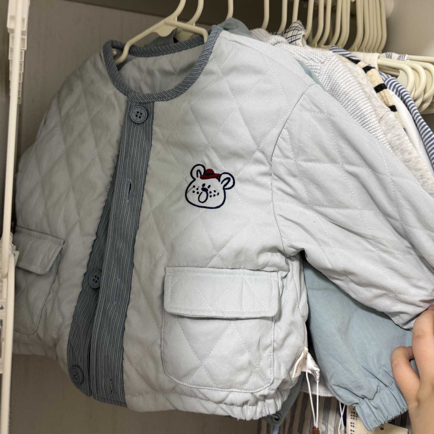 乐果果 糖麦卡秋冬季儿童羽绒服卫衣外套 品牌童装工厂货源批发