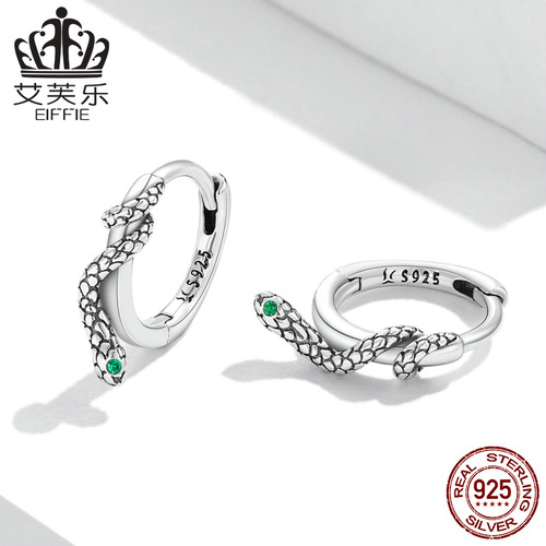 Afler European and American hot selling sterling silver s925 snake earrings simple green zircon line striped earrings