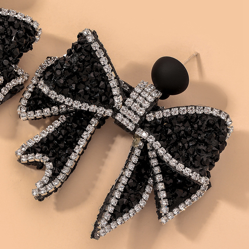 Black Fashion Flashing Diamond Bow Earrings display picture 9