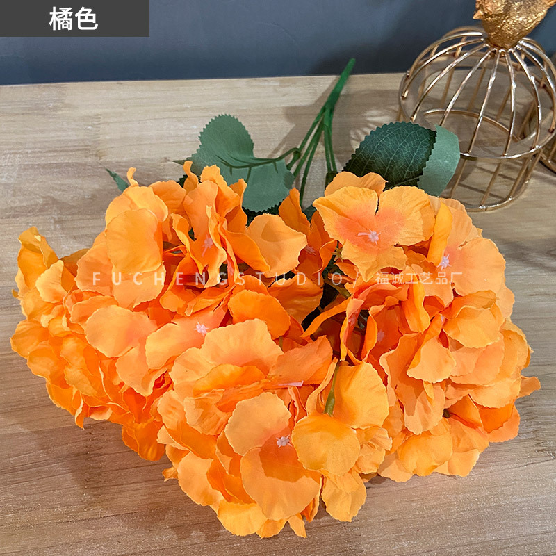 Orange (5 bunches of each color start and do not shoot less)