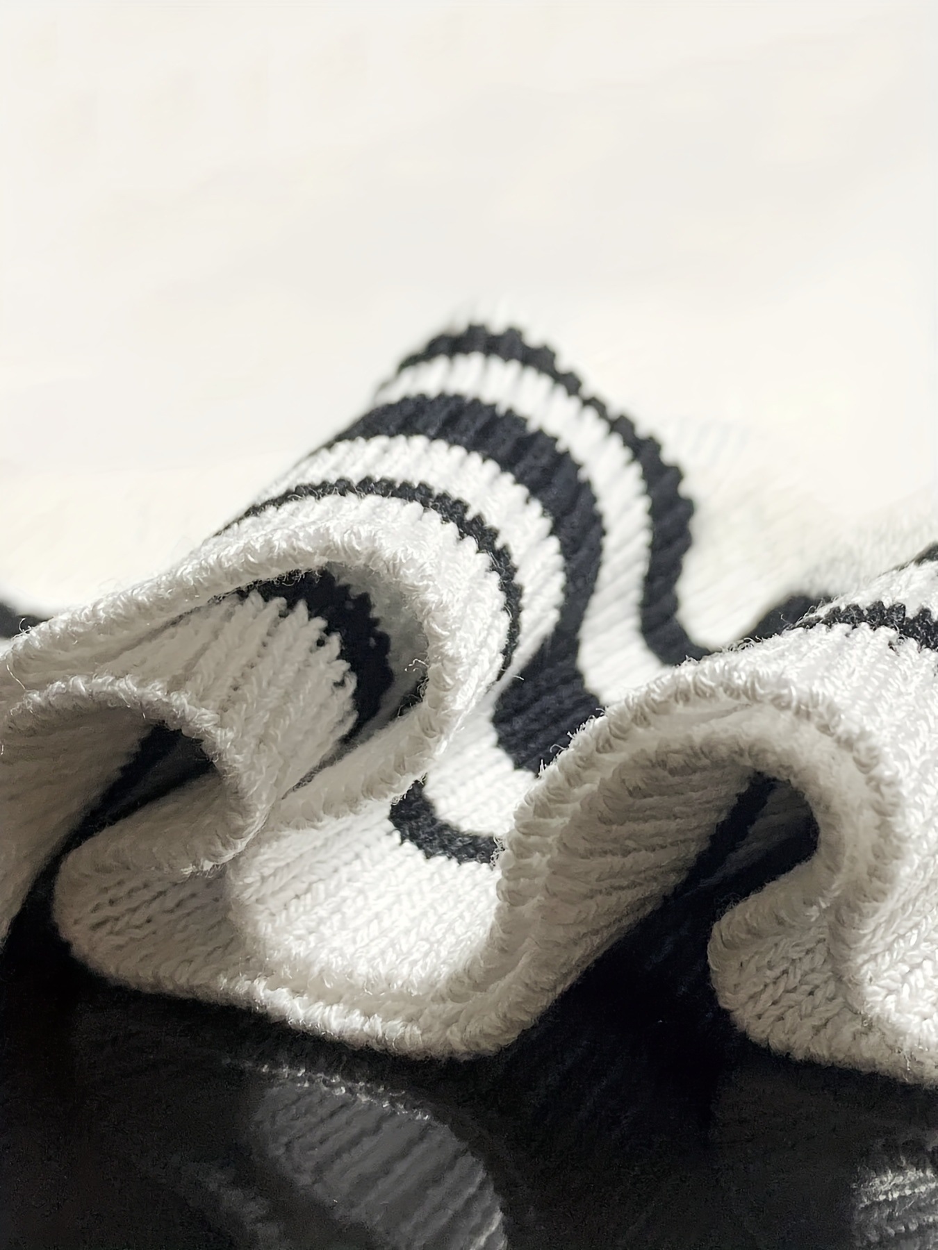 Vest, Knitwear Tops Type Casual Occasion Wholesale Men's Preppy Style Stripe Sleeveless Men's Sweaters