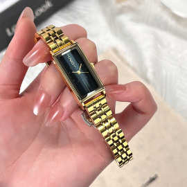 歌迪中古高级感气质长方形钢带腕表女士简约小众高颜值石英手表