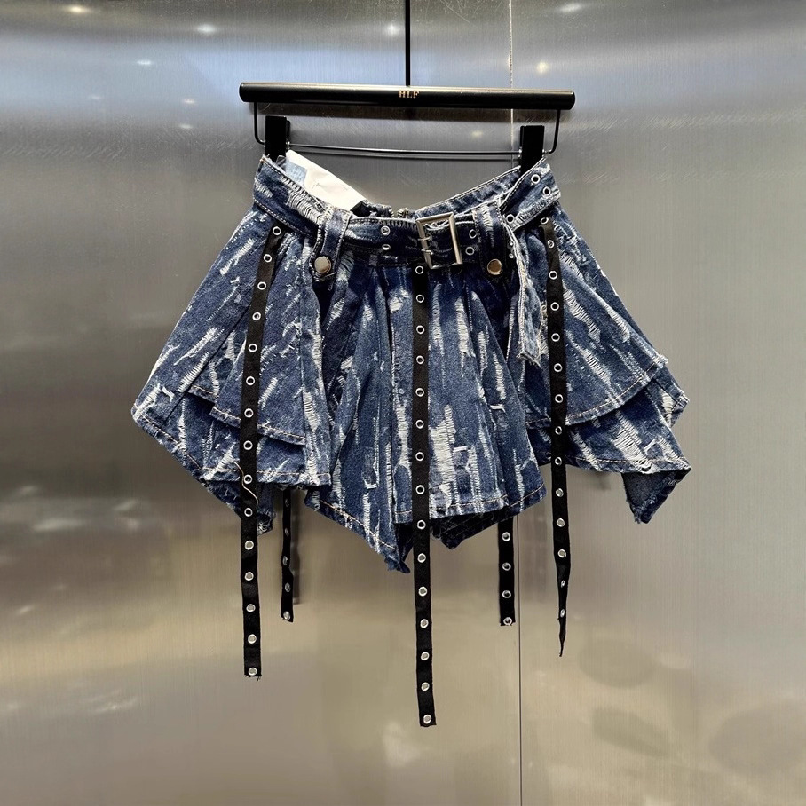 Hot Girl Stylish Asymmetrical Denim Skirt for Women 2025 New Autum Fashionable Worn Slimming Look High Waist Skirt