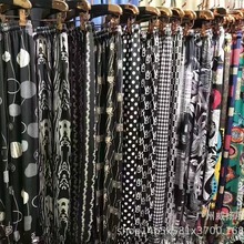 2025新中老年女装妈妈裤夏季冰雪丝花裤中年人女裤奶奶薄款弹力裤