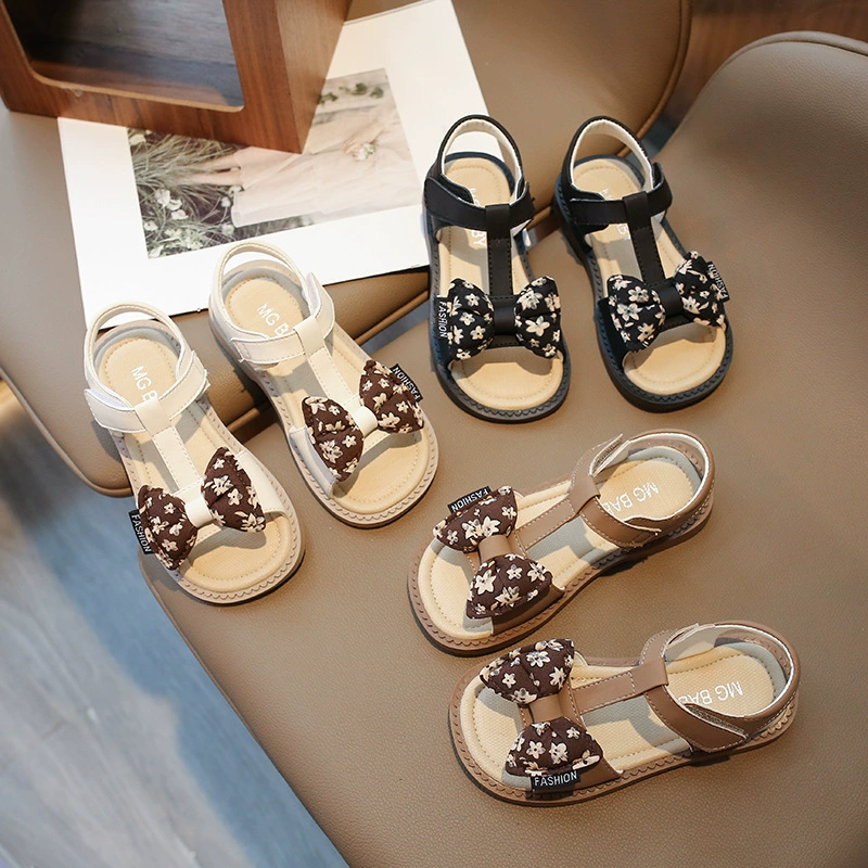 Детские сандалии 2024 Летние корейские девушки с цветочным бантом Принцесс обувь иностранная девушка слово повседневная одиночная обувь