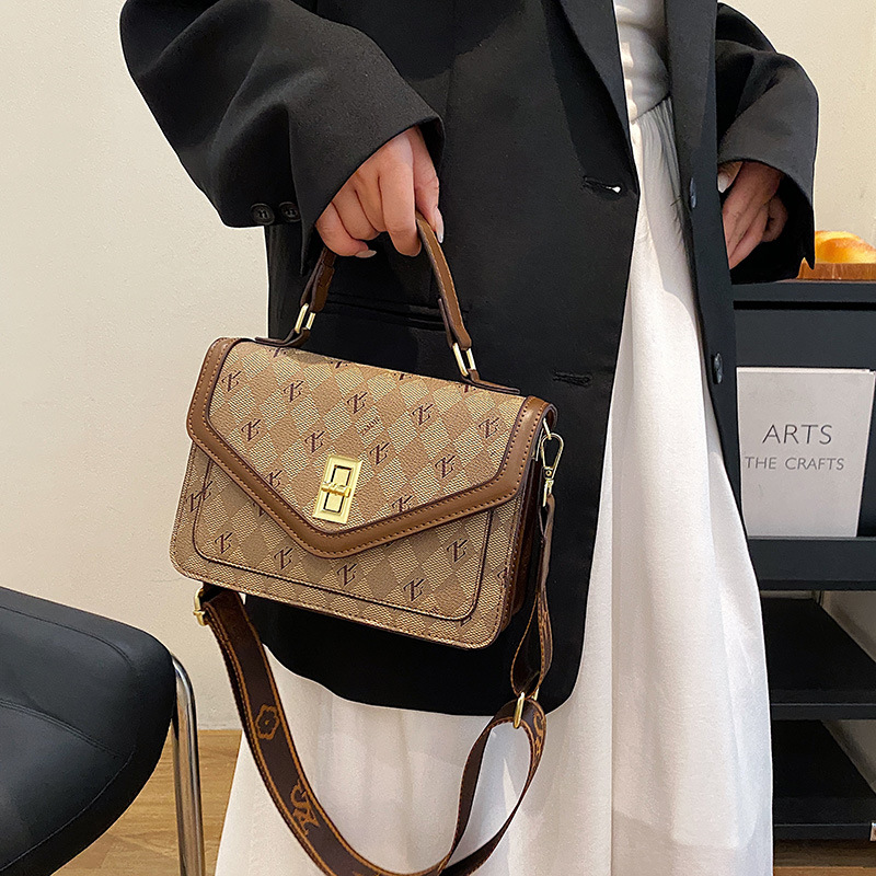 Borsa a tracolla donna grande capacità elegante e versatile_voghion.com