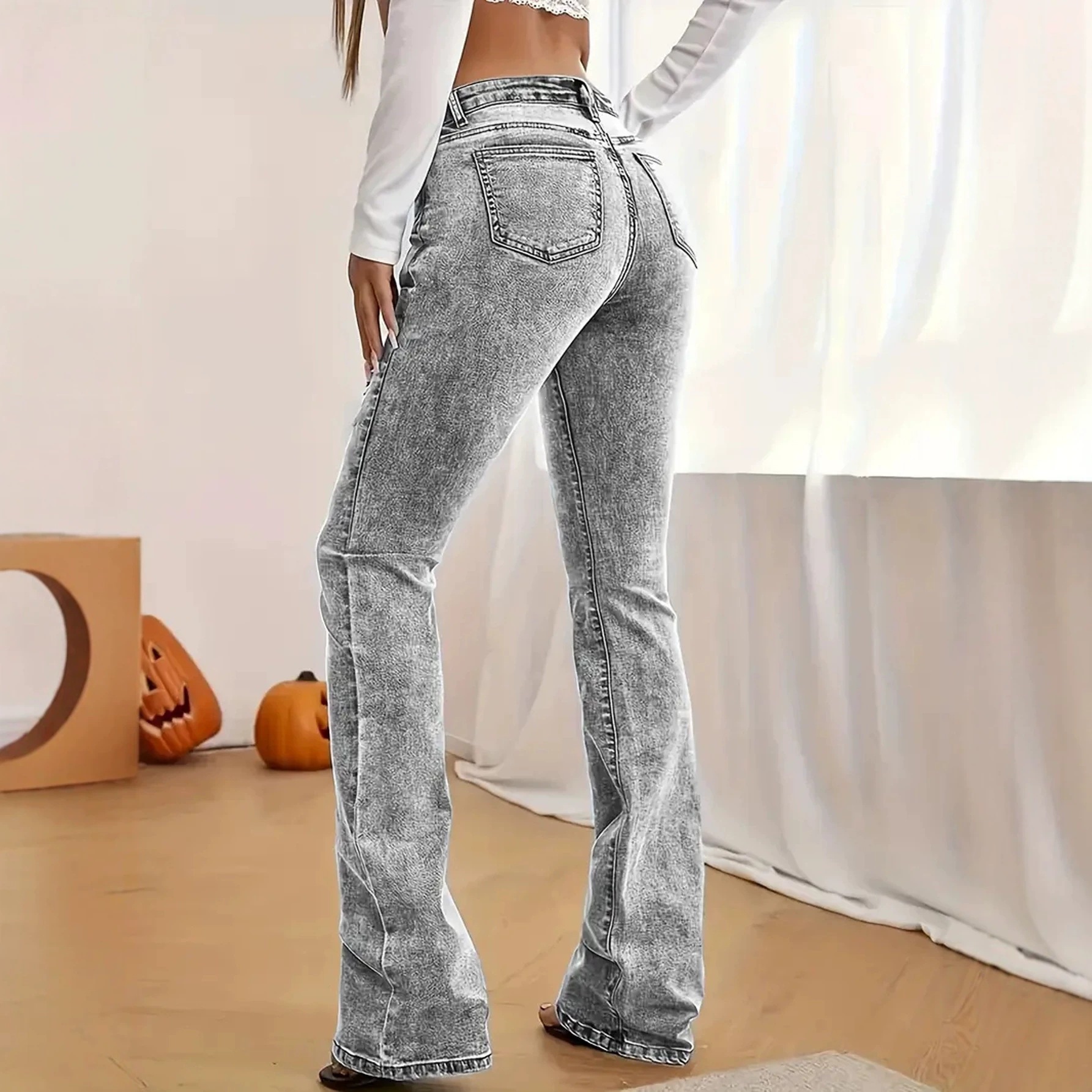 Jeans Acampanados para Mujer de Mezclilla de Algodón Cintura Media y Ligeramente Elásticos image 4