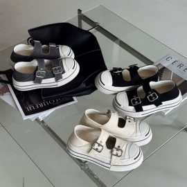 女式运动单鞋;厚底拖鞋;女式休闲单鞋