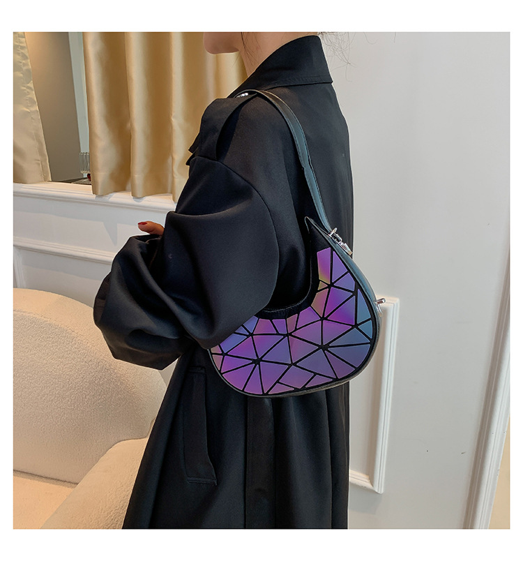 Geometric Armpit Bag For Women Versatile Trendy Shoulder Handbag_voghion.com