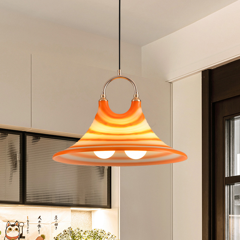 Landelier de comedor medieval retro pintado bocina atmósfera sala de estar mesa de comedor bar pasillo dormitorio pequeño candelier cabezal de cama