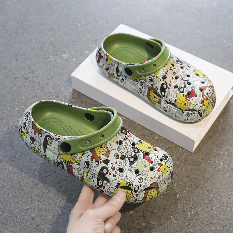 Zapatillas para niños, dibujos animados de verano, ligero, pisando mierda, zapatos con agujeros para niños y niñas