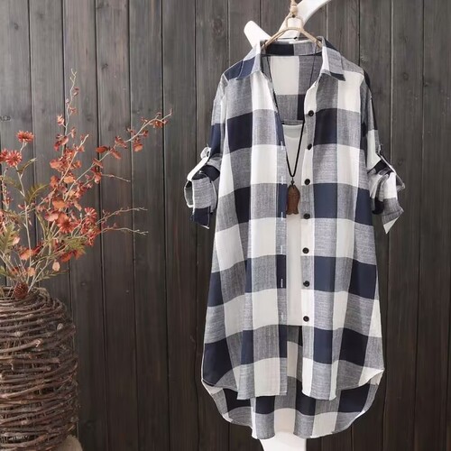 Women's Korean spring and summer sunscreen shirt medium and long large size women's loose slimming fashionable plaid shirt coat