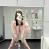 Розовый