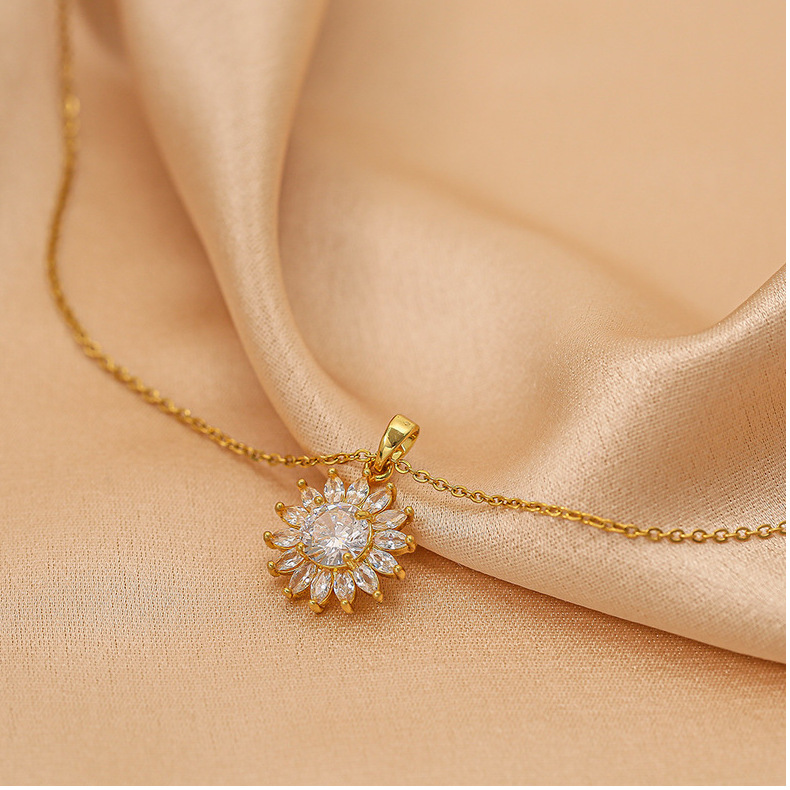 Gold Sunflower Necklace Image 1