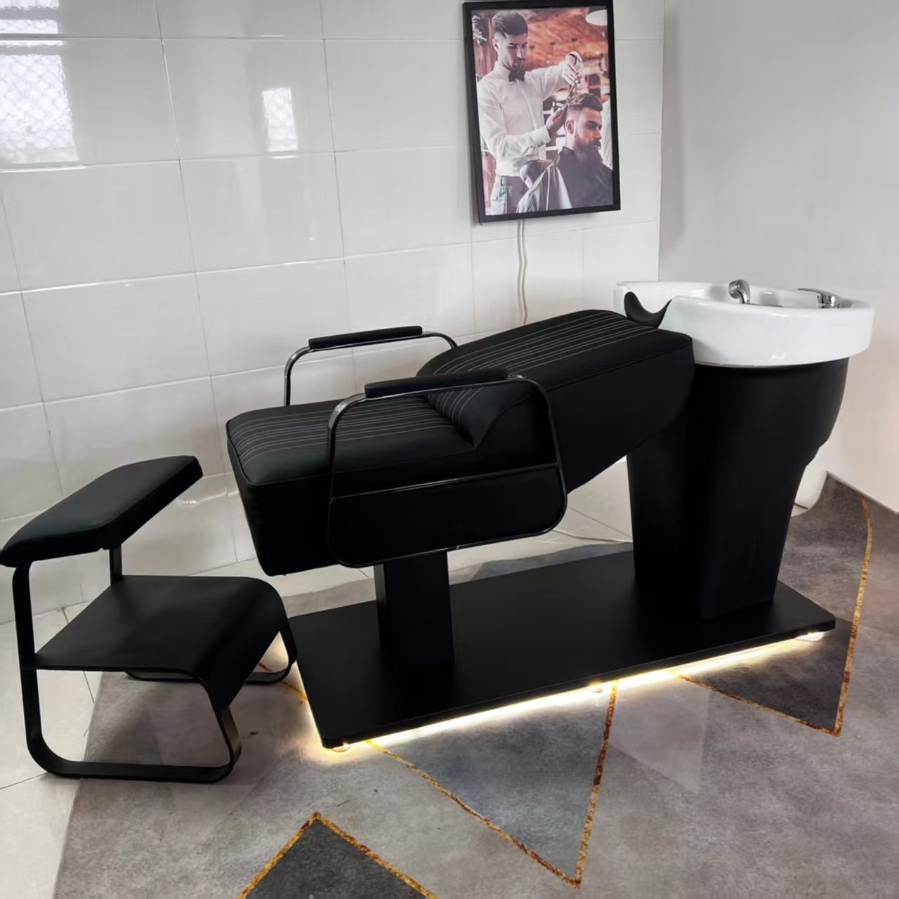 Barbería de celebridades de Internet, cama de champú, peluquería, lavabo profundo de cerámica, peluquería, cama de descarga, cama de masaje semi-reclinada, estándar oficial