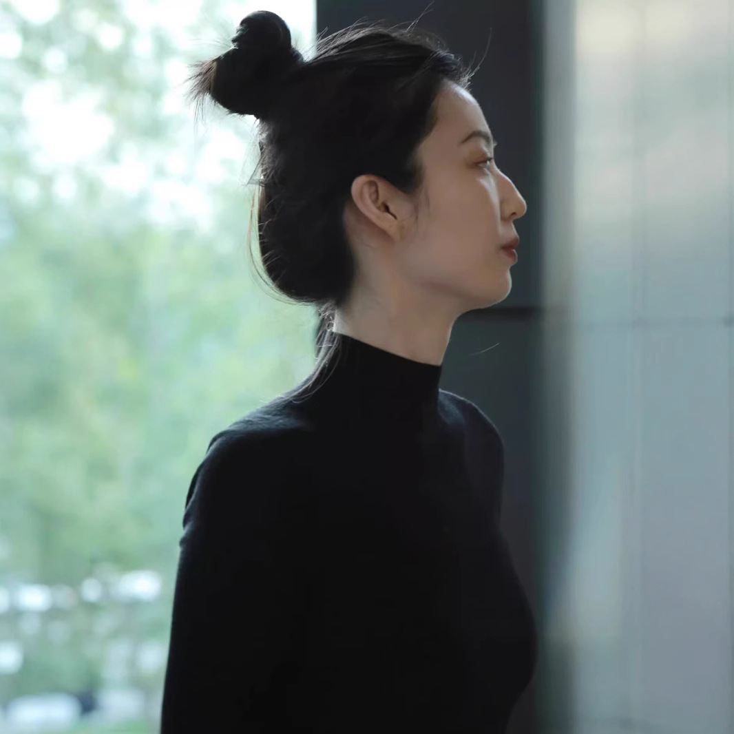 (2개) 프랑스 스타일의 검은 반 높이 목베이스 셔츠 여성의 가을과 겨울 새로운 내부 어깨 니트 셔츠 슬림 핏 하이 엔드 넥 헤어