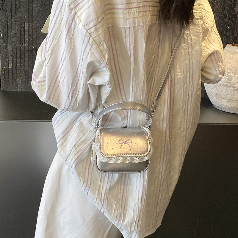 Pequeño bolso de arco de encaje fresco y dulce, mini bolso de hombro de chicas encantador, bolso para niños.
