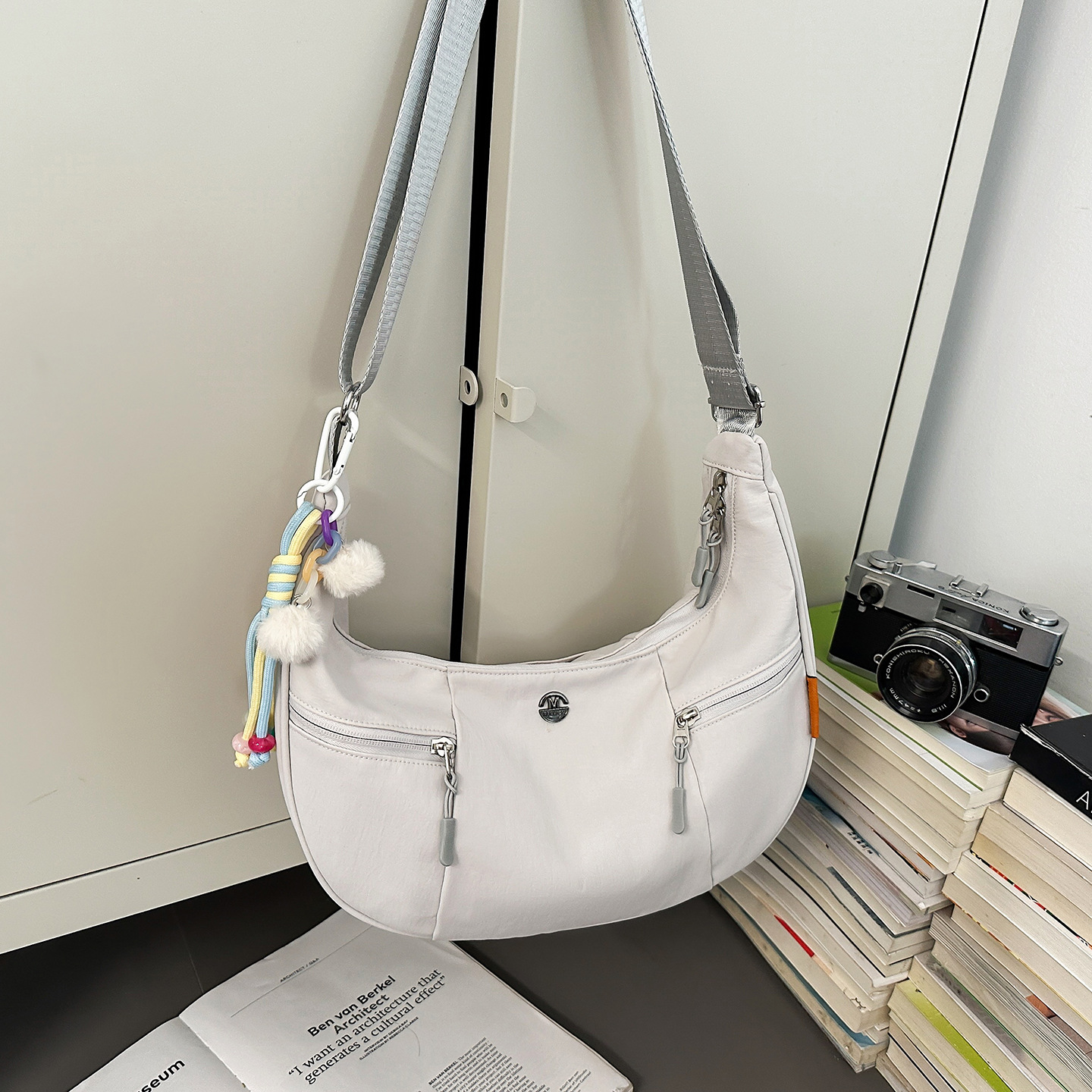 Shake-up marvel tinny al aire libre nylon antiespiraciones bolsa deportiva de gran capacidad bolsa de montaña coreana 2025 nueva pareja