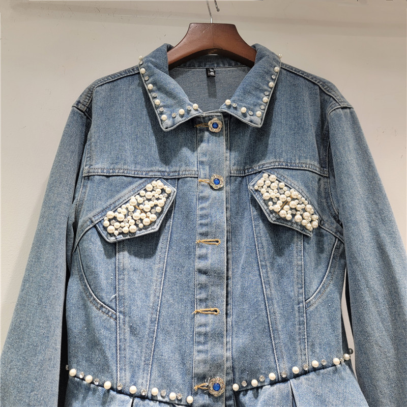 2026 primavera nuevo temperamento de moda versátil adelgazamiento perlas chaqueta de vaqueros de manga larga de diseño de mujer nicho superior