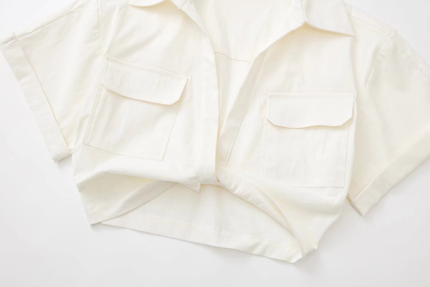 Title 16, Camicia a maniche corte con tasche doppie, orna...