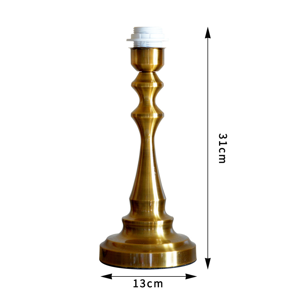 Parte inferior grande de bronce dorado