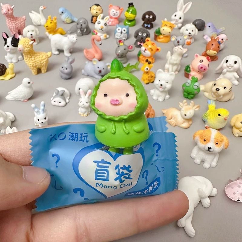 Реалистичная маленькая мультяшная игрушка, упаковка, подарок на день рождения