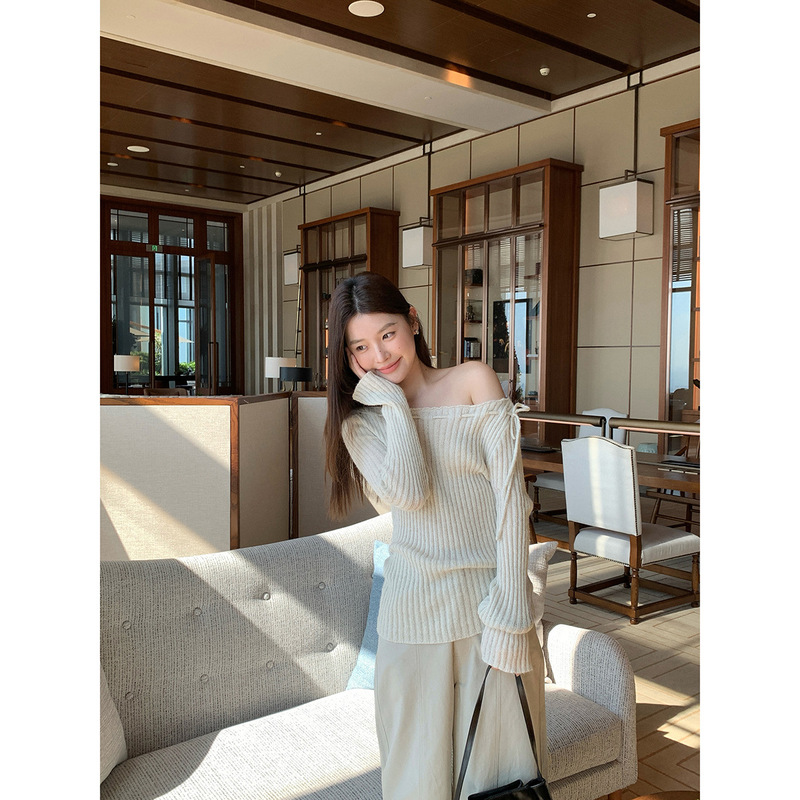Trendy Dream Dt Etolie Multi-Color Ribbed Knit Sweater for Women with Tie Design, Slim Fit, Long Sleeves, and Gentle Inner Layer Top