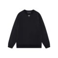 4 black (metal triangle mark on the collar)