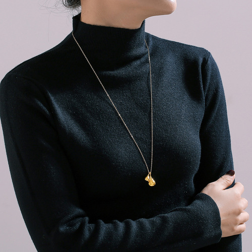 European and American chic Feng water drop pendant necklace women's new simple and versatile stainless steel gold-plated sweater chain jewelry wholesale