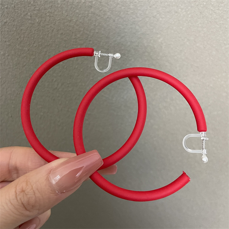 0602 귀 피어싱 없이 착용할 수 있는 빨간색 초대형 C-링 플라스틱 스프링 이어 클립