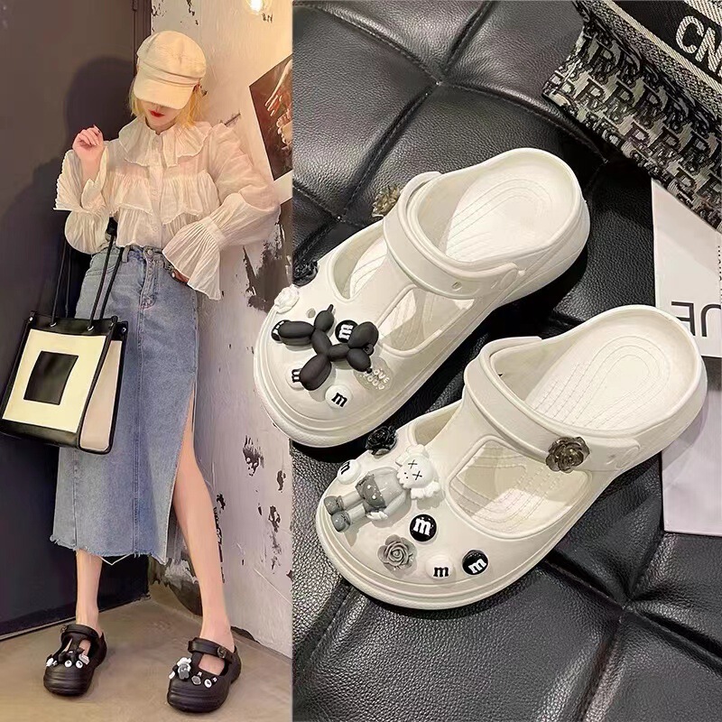 Cross-border Sweet Cool Dark Style Cartoon Hole Shoes Women's Summer Height Increasing Big Head Sandals DIY Flower Two-wear Sandals and Slippers Batch
