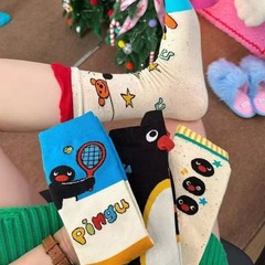 春夏秋冬イントレンド漫画かわいいオリジナル万能ソックスレディースミッドカーフソックスシンプルリトルペンギンミッドカーフソックス