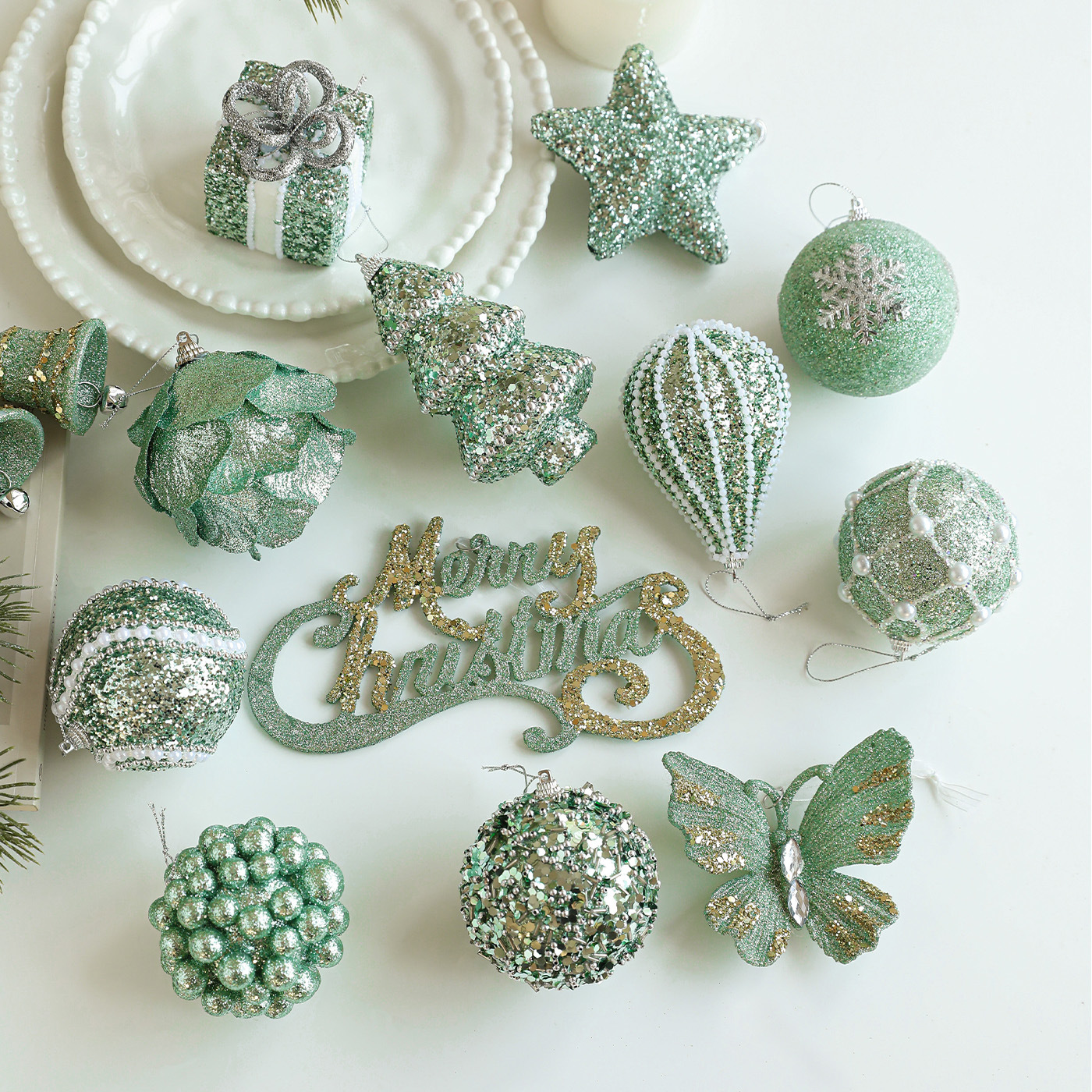 Nueva espuma verde bola de Navidad colgante de sexo opuesto polvo brillante polvo adhesivo árbol de Navidad colgante bola decoración colgante diseño