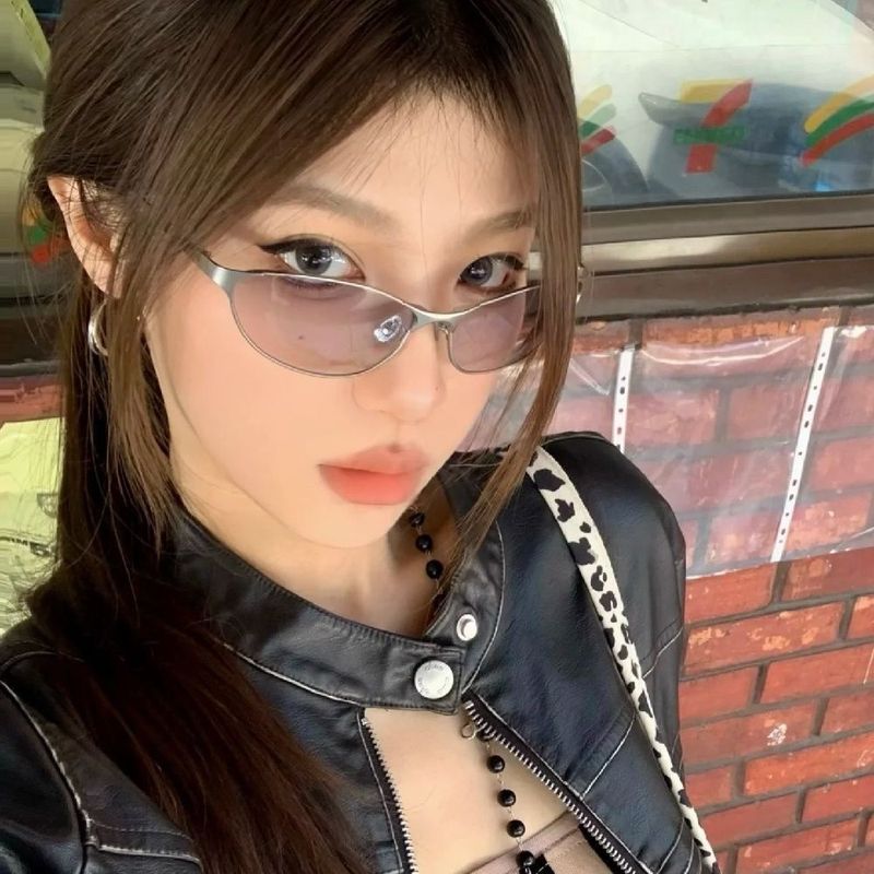 女性用の未来的なテクノロジーサングラス、ホットガールスタイル、抗UV、ニッチ、ハイエンド、ファッショナブルなストリートスタイルのキャットアイサングラス|undefined