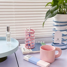 韩国家居ins手工不锈钢螺旋收纳弹簧笔筒圈圈牙刷架文具工位好物