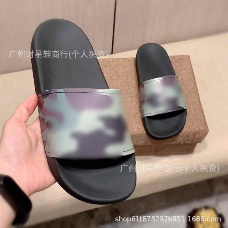 非洲东南亚高级感凉鞋2025夏新款格纹印花男女同款一字沙滩鞋外穿