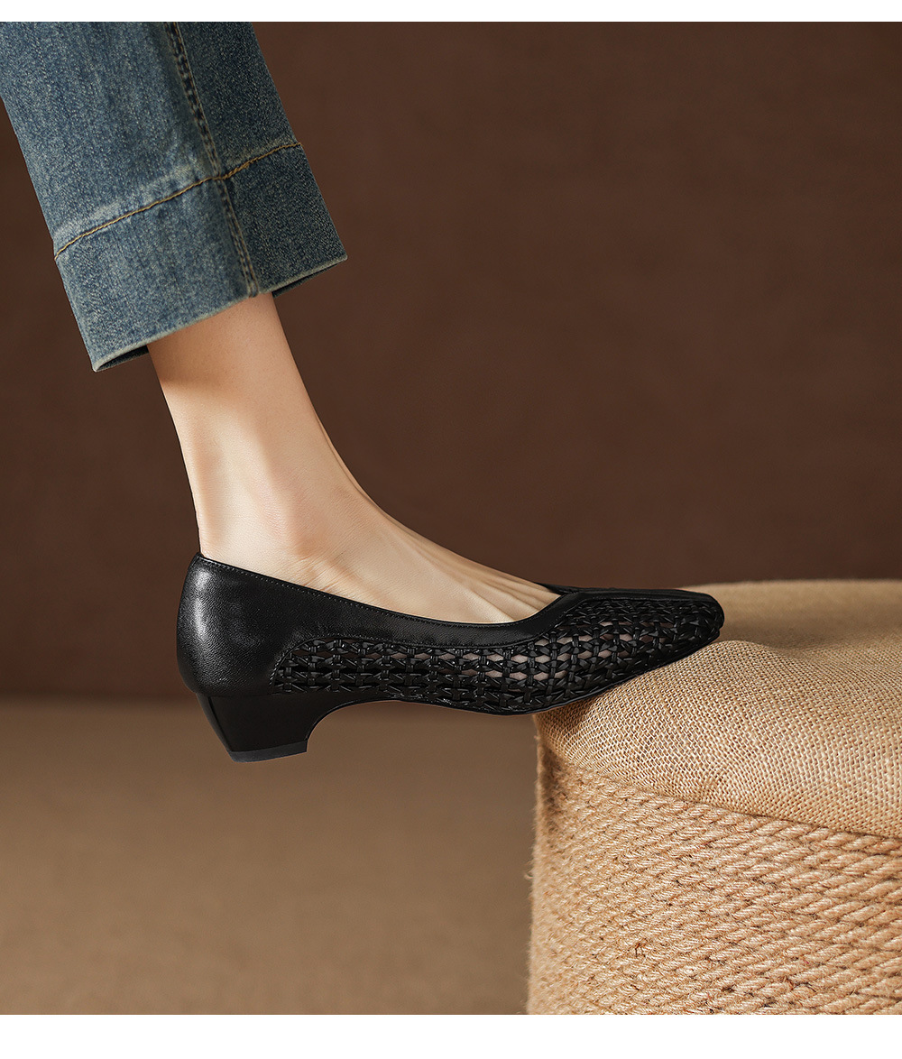 Giày sandal nữ mũi vuông gót thấp 3 cm da cừu hở bên — đen chi tiết 18