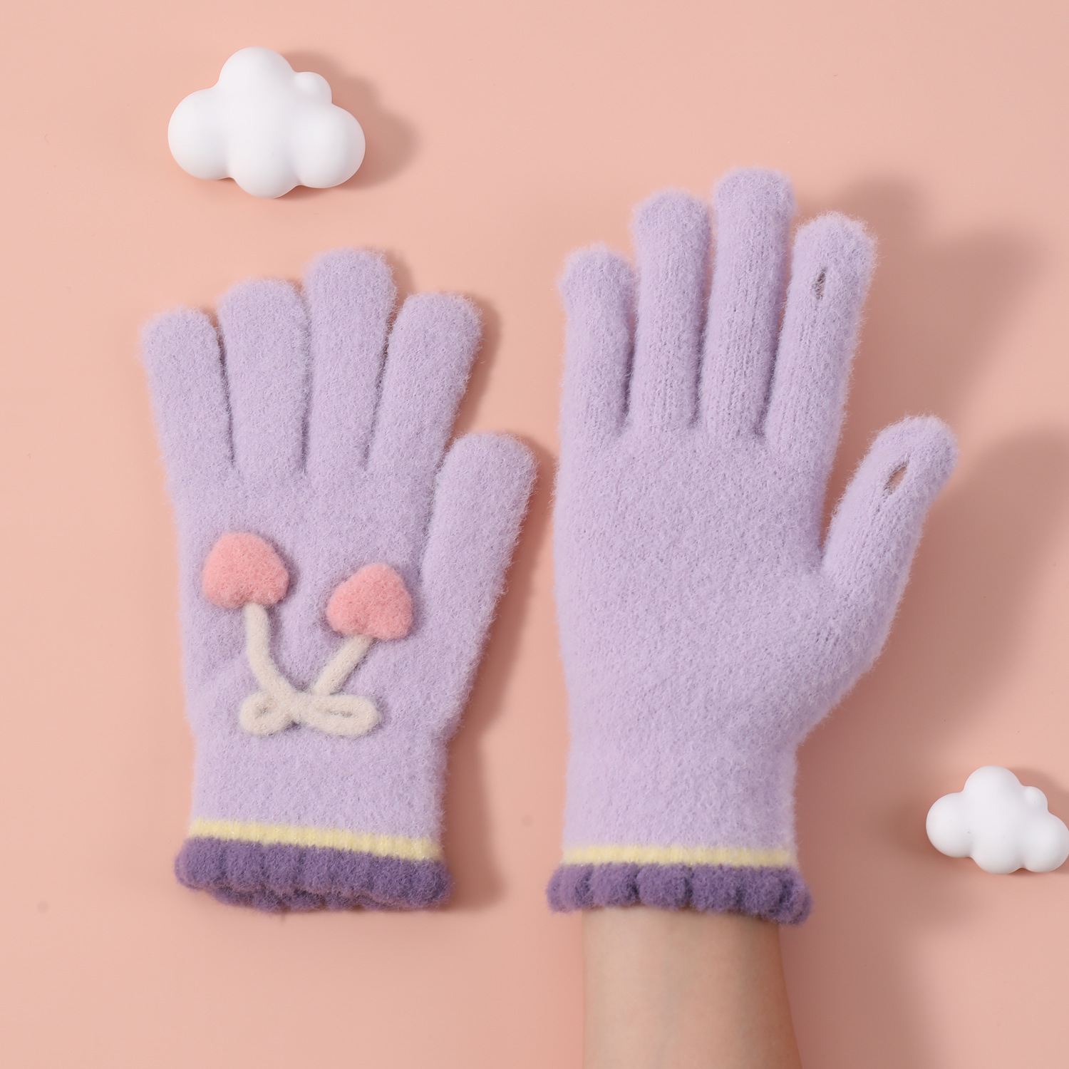 Heart-Shaped Cherry Full-Finger Adult Gloves for Girls, Sweet and Cute Plush Gloves, Thickened for Warmth, Frost-Resistant, Fresh and Versatile